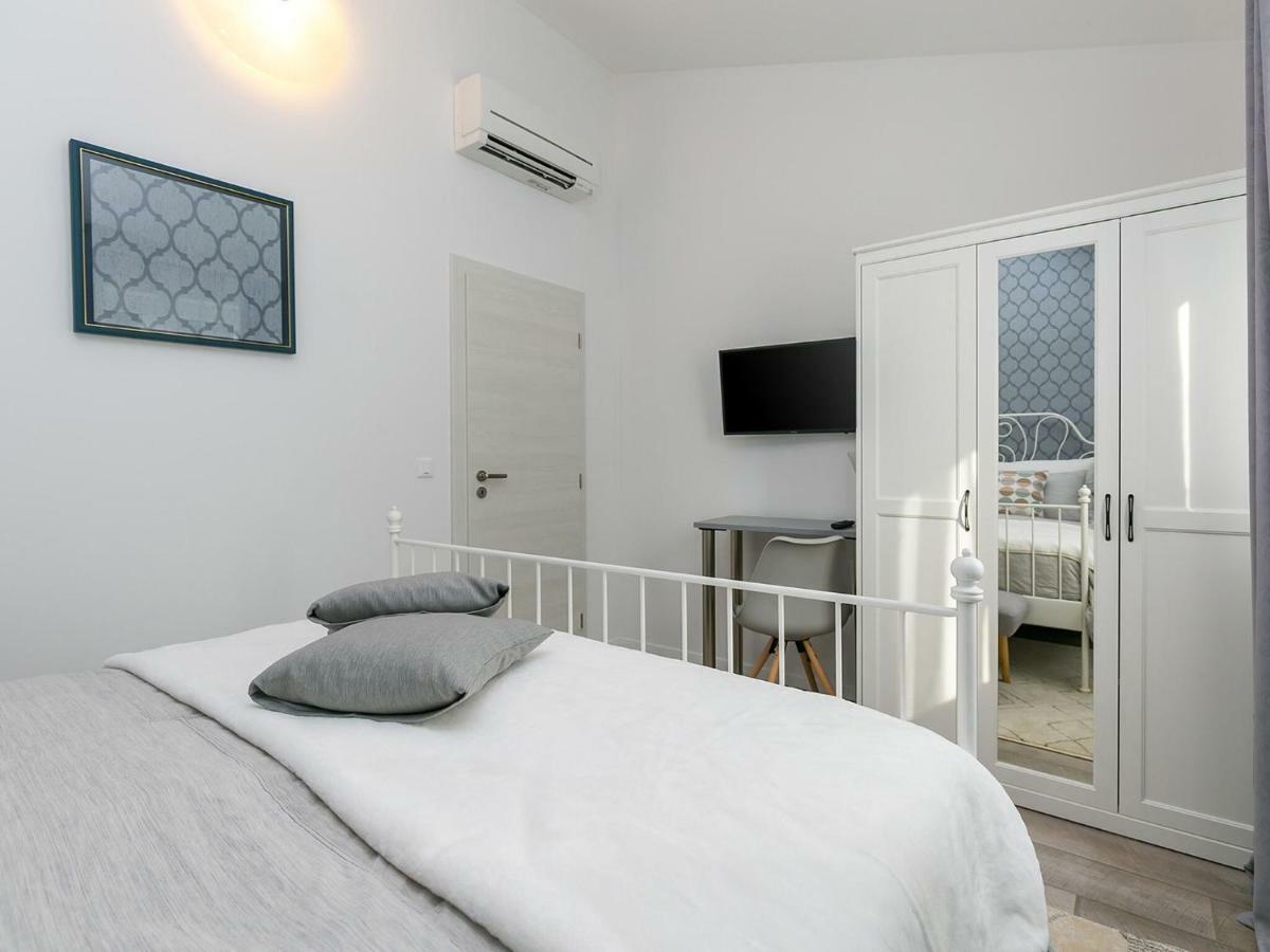Holiday Dream Vrsar Bagian luar foto